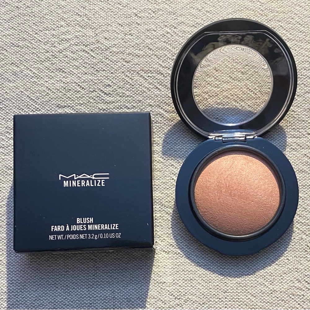 MAC Mineralize Blush NIB